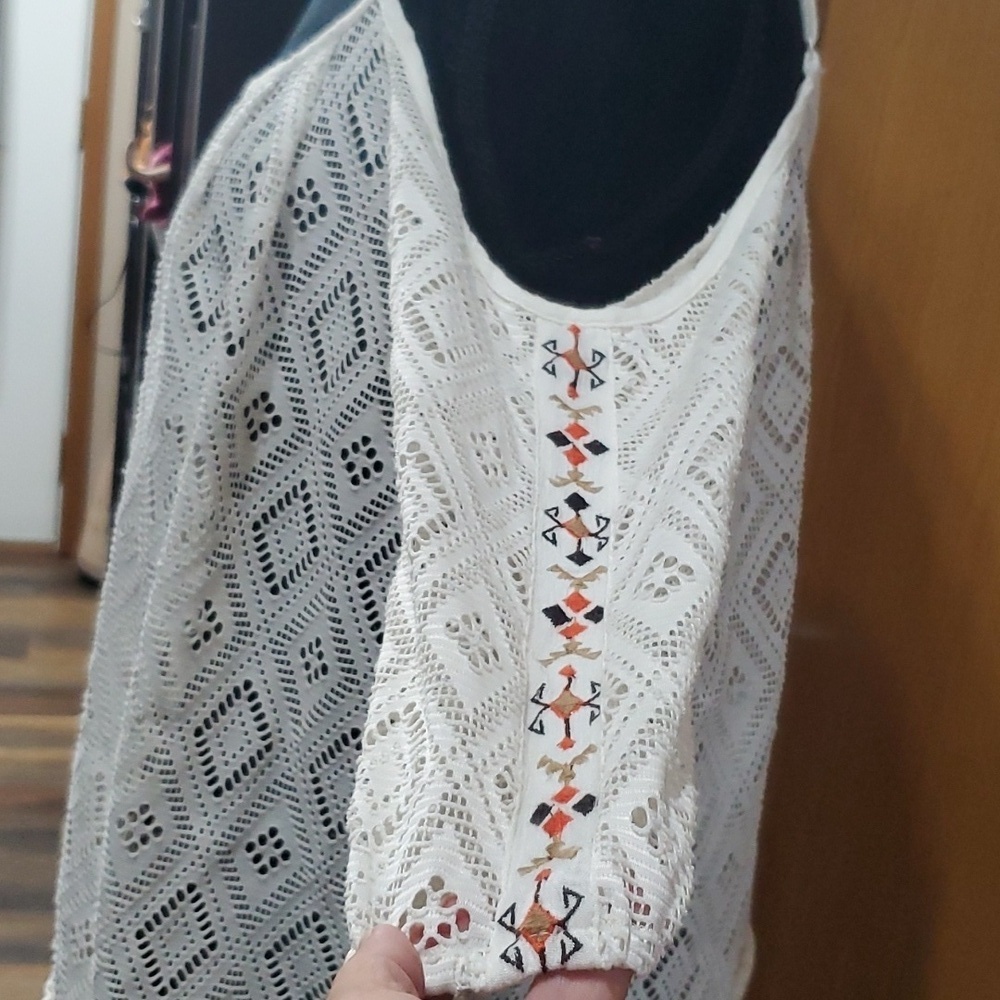 Miss me cold shoulder embroidered lace top - Picture 2 of 6